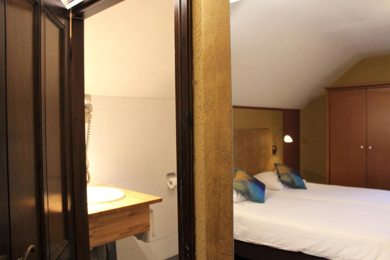 Hotel Restaurant De Roosterhoeve Roosteren المظهر الخارجي الصورة