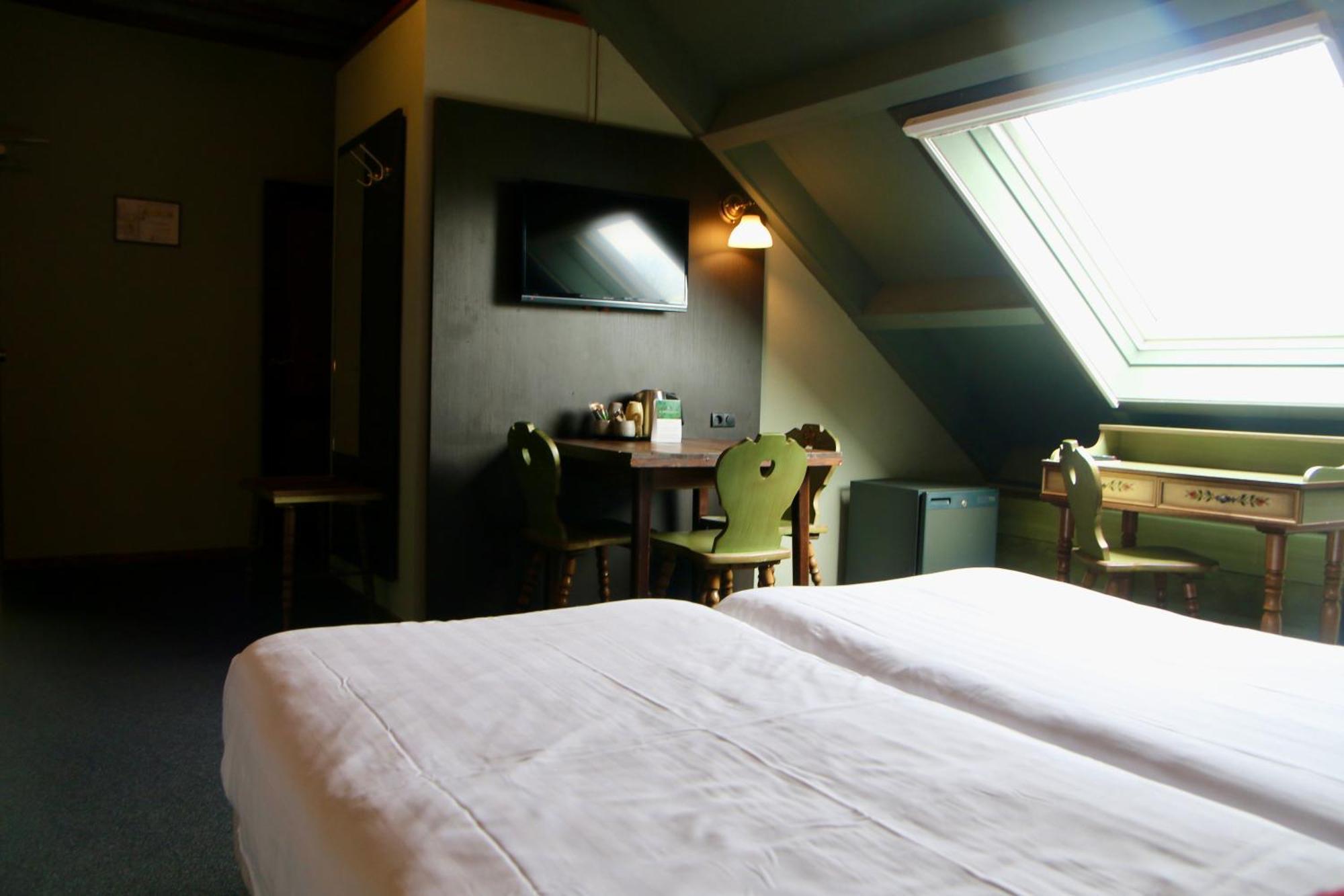 Hotel Restaurant De Roosterhoeve Roosteren المظهر الخارجي الصورة