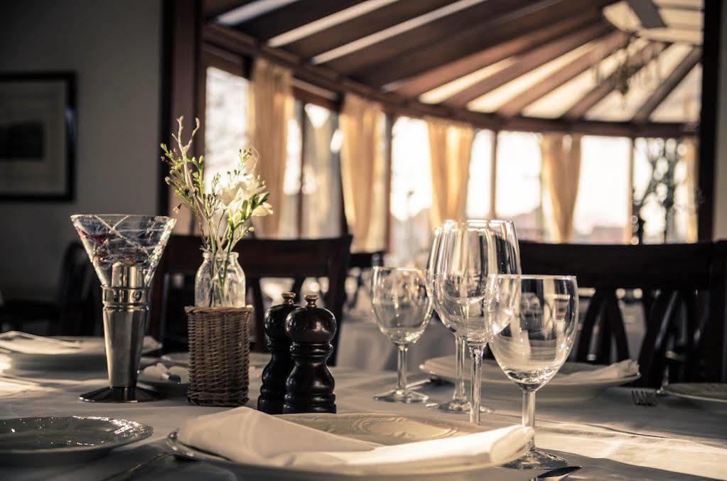 Hotel Restaurant De Roosterhoeve Roosteren المظهر الخارجي الصورة